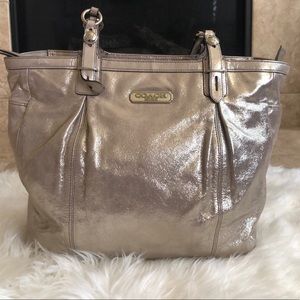 Coach Large Hampton Laguna F16562 Tote - image 1